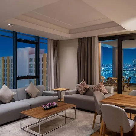 Hotel Movenpick Living West 5*