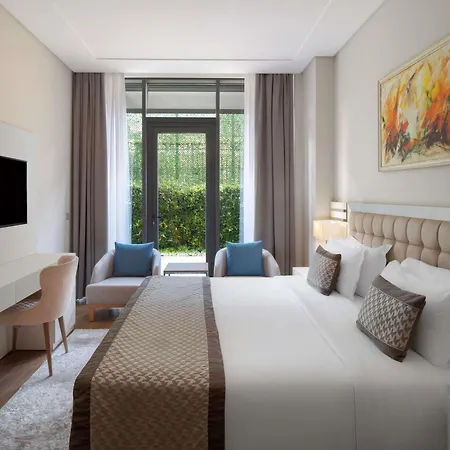 Hotel Movenpick Living West 5*