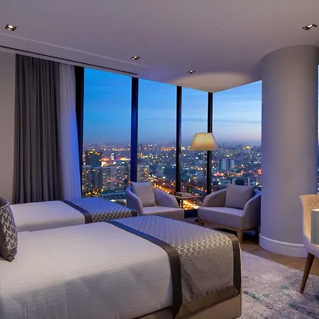 Отель Movenpick Living West