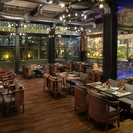 Отель Movenpick Living West 5*