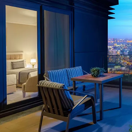 Отель Movenpick Living West