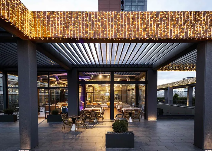 موفنبيك ليفينج إسطنبول ويست