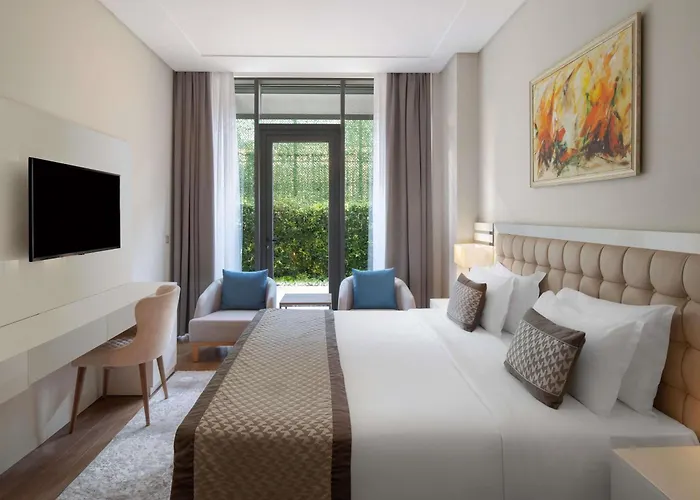 فندق موفنبيك ليفينج إسطنبول ويست 5*