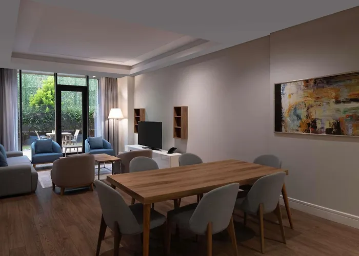 فندق موفنبيك ليفينج إسطنبول ويست اسطنبول