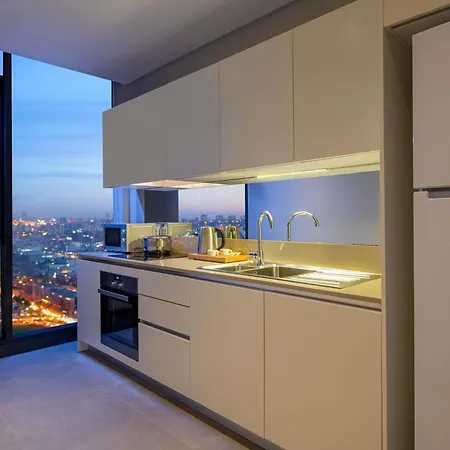 Movenpick Living West 호텔