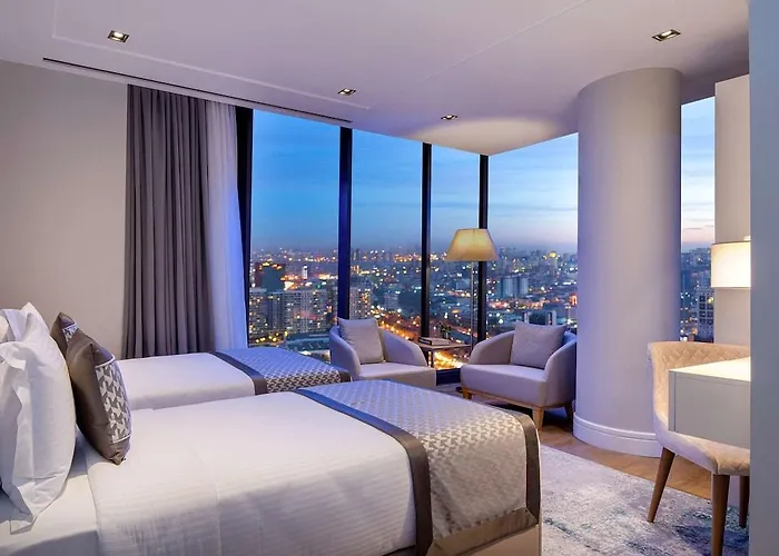 Movenpick Living West 5*